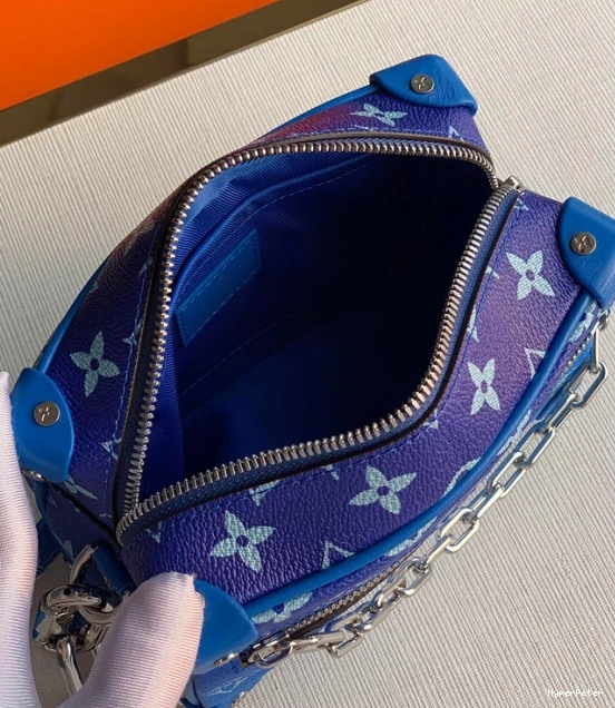 VUITTON LOUIS SOFT TRUNK 0819